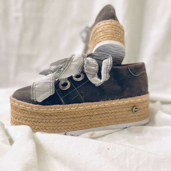 Espadrilles - Picture 2 of 11